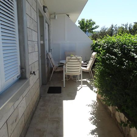 Apartments Kalina Jelsa  Exterior photo